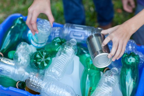 Eco-friendly waste disposal by grab hire service